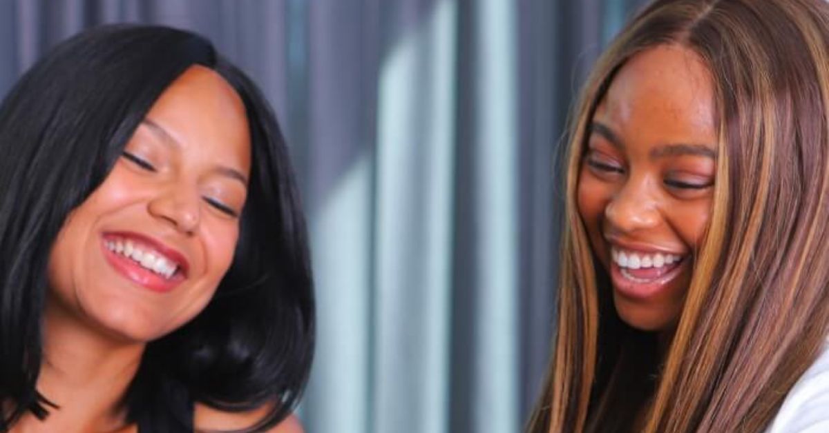 Perückenberatung aus der Ferne: Kostenloser Videoanruf mit einem Haarwerkspezialisten